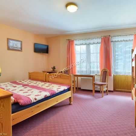 Bialy Dom Lejlighedshotel Ściegny Eksteriør billede